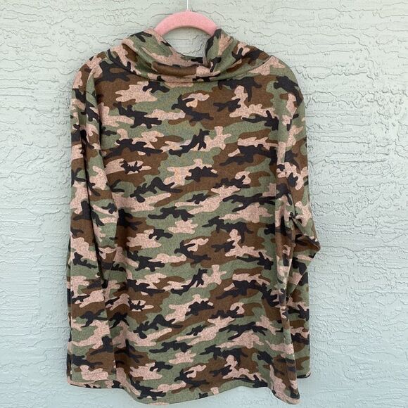 Bobbie Brooks ally’s Size Sz 2X Camo Pull Over With Kangaroo Pockets - Picture 5 of 10